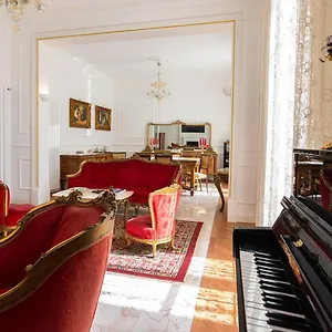 Le Rose Di Nonna Maria, Di Lusso In Centro Citta Apartment
