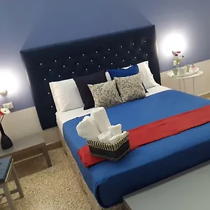 5 Cupole Apartment